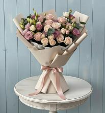 Букет цветов из:  Розы и Лизиантусы #REPLACE_PRED# Новоенисейске