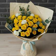 Букет цветов из:  Розы в Новоенисейске