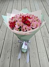 Букет цветов из:  Альстромерии в Новоенисейске