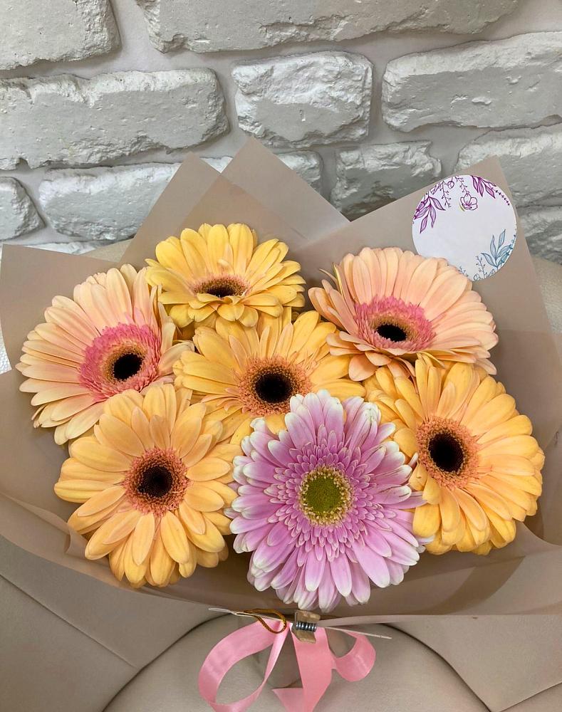 Букет цветов из: Герберы в Новоенисейске