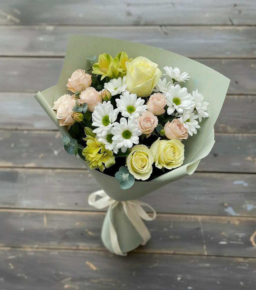 Букет цветов из: Альстромерии, Розы и Хризантемы в Новоенисейске
