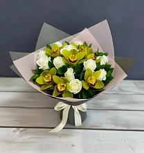 Букет цветов из:  Орхидеи и Розы в Новоенисейске