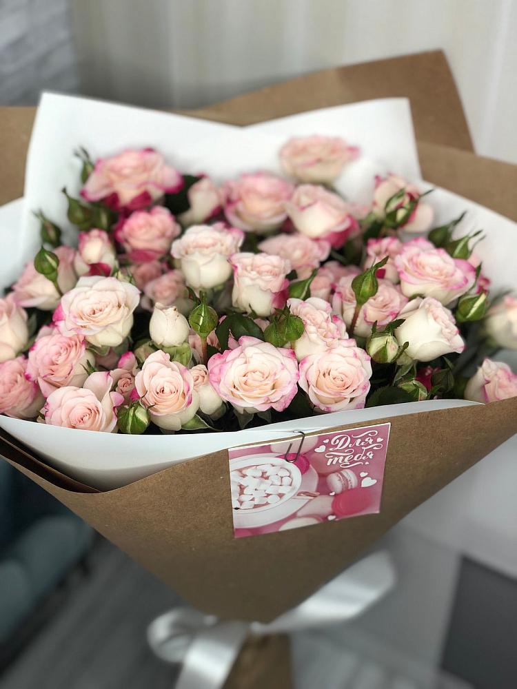 Букет цветов из: Розы в Новоенисейске