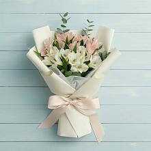 Букет цветов из:  Альстромерии в Новоенисейске