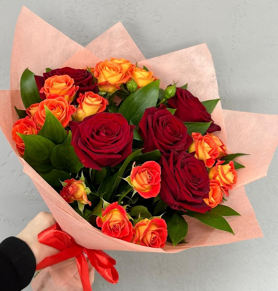 Букет Любовь и восторг в Новоенисейске