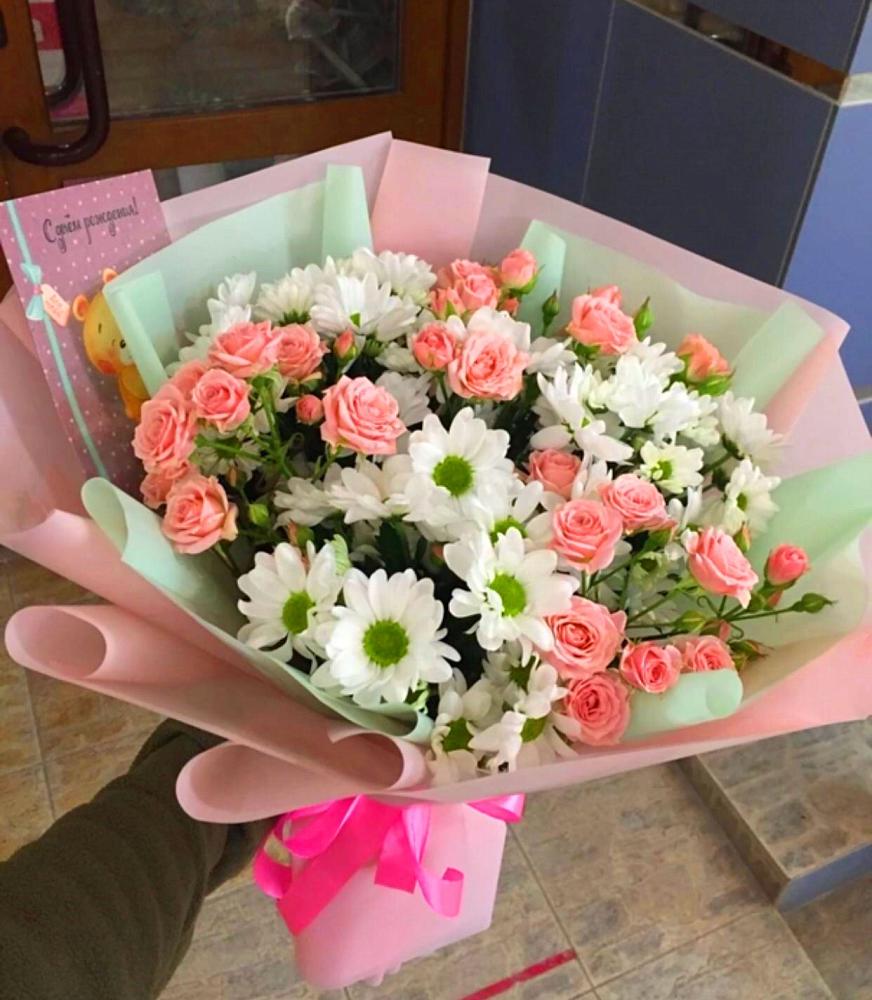 Букет цветов из: Розы и Хризантемы в Новоенисейске