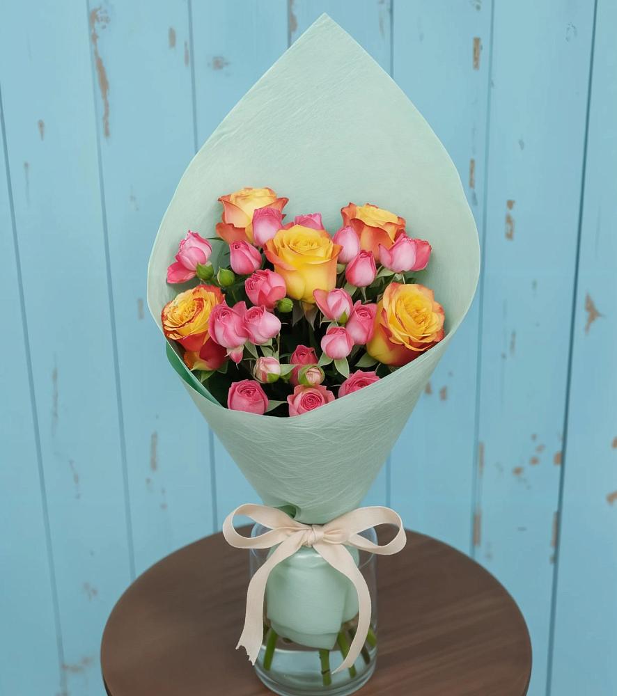 Букет цветов из: Розы в Новоенисейске