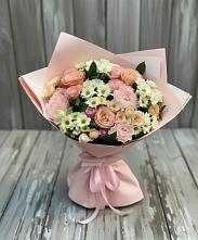 Букет цветов из:  Гвоздики, Розы и Хризантемы в Новоенисейске