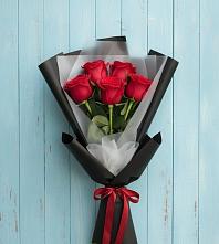 Букет цветов из:  Розы в Новоенисейске