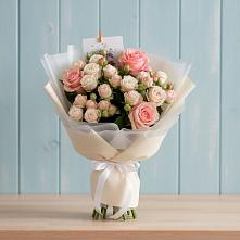 Букет цветов из:  Розы в Новоенисейске