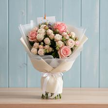 Букет цветов из:  Розы в Новоенисейске