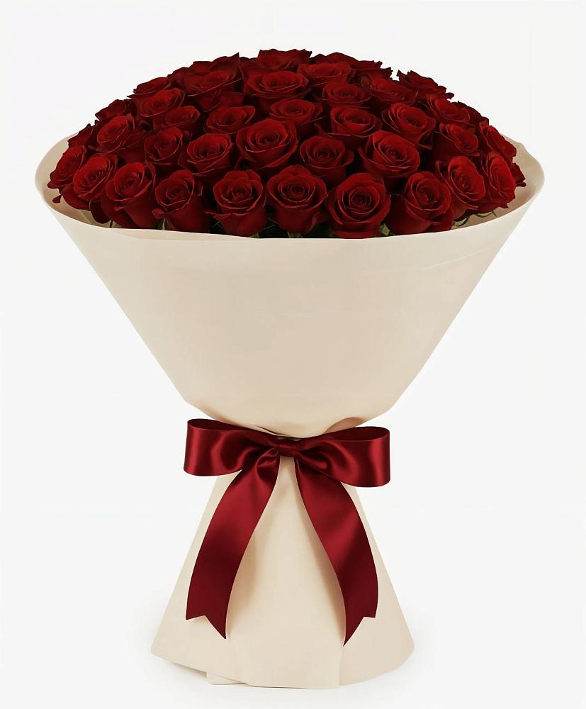 Букет 101 Бордовая роза Блэк Бакарра в Новоенисейске